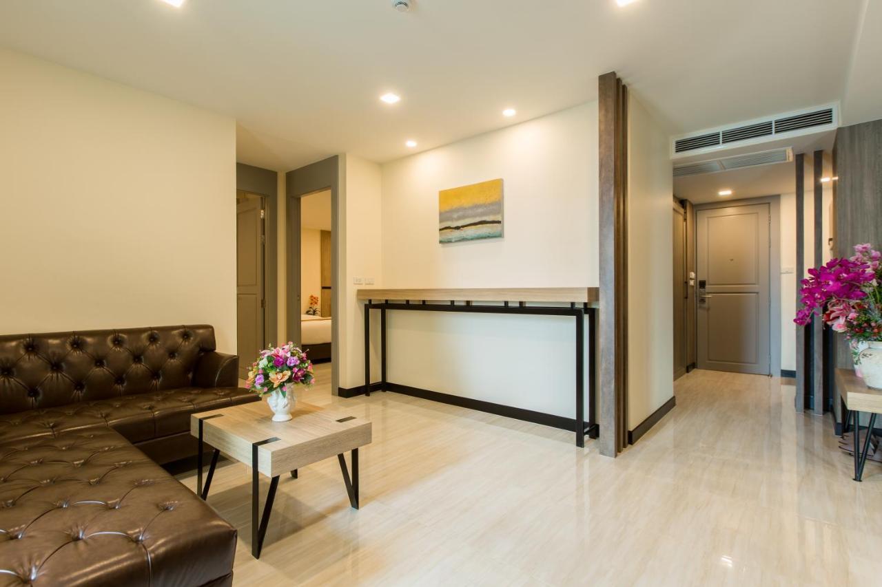 Crystal Palace Luxury Hotel Pattaya Esterno foto