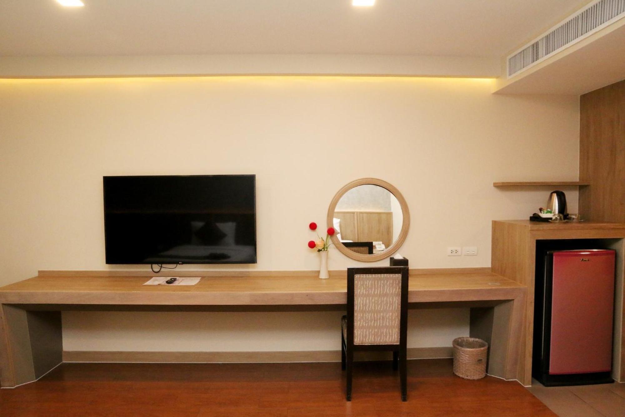 Crystal Palace Luxury Hotel Pattaya Esterno foto