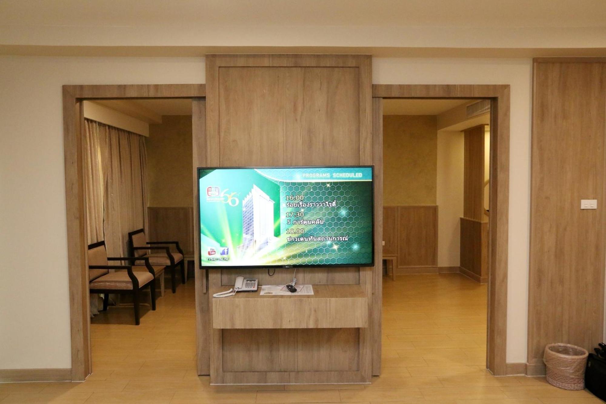 Crystal Palace Luxury Hotel Pattaya Esterno foto